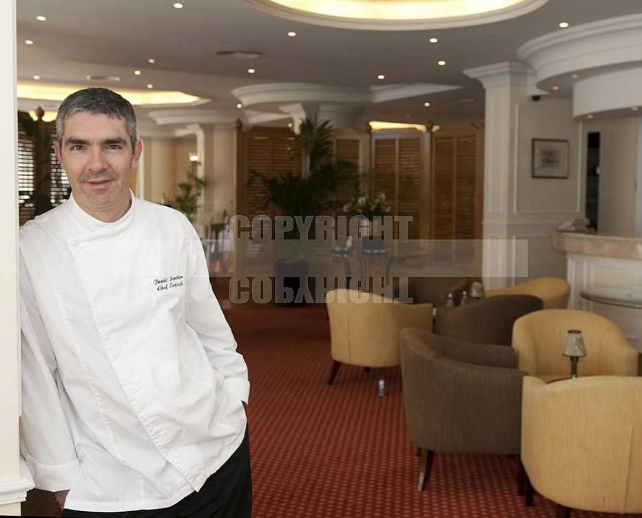 Chef  Benoit Sinthon