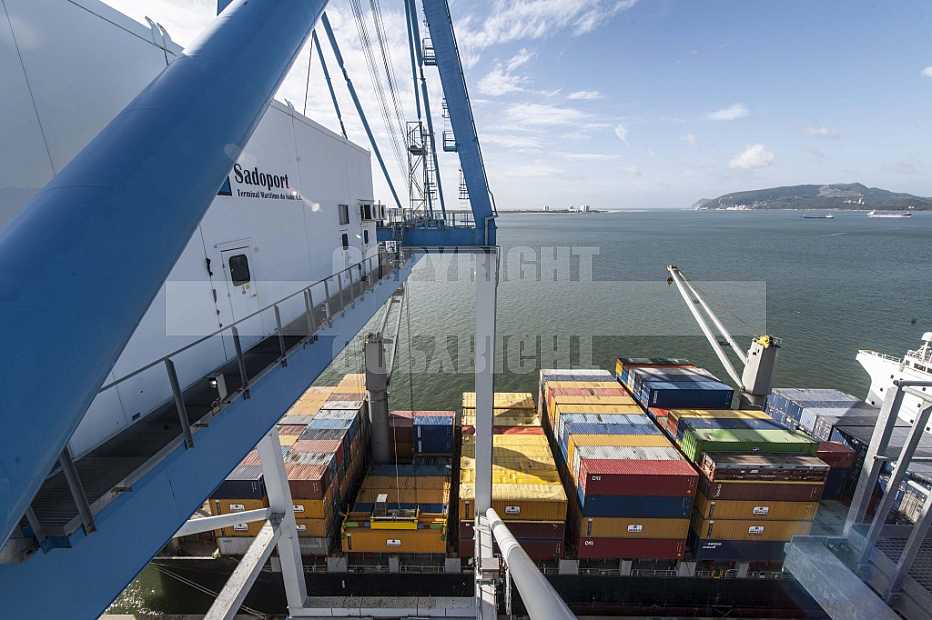 Porto Industrial de Contentores