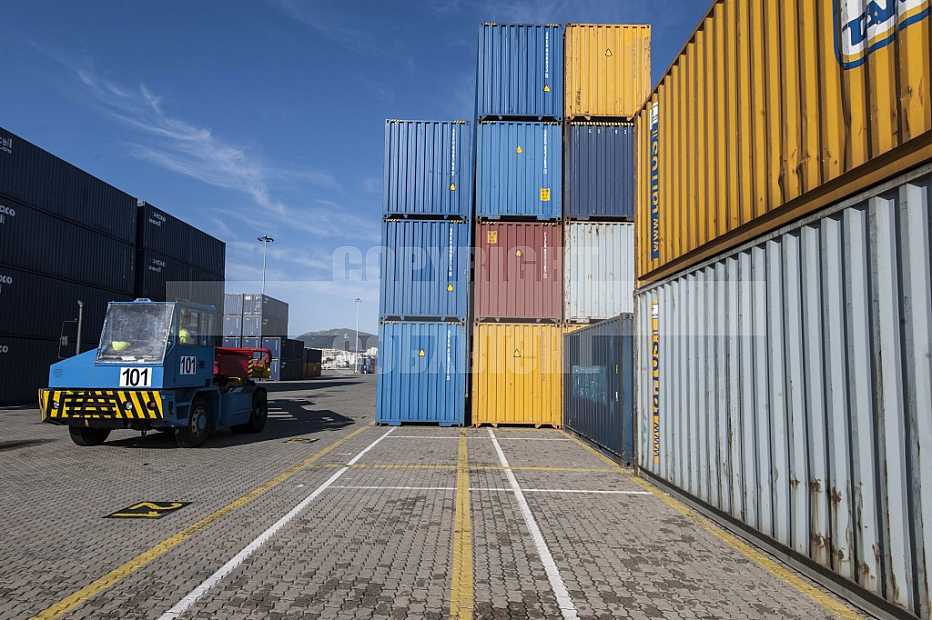 Porto Industrial de Contentores